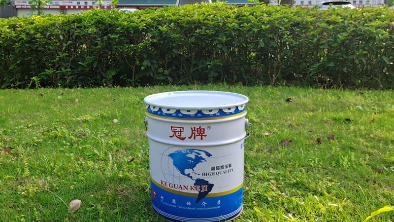 选择桥梁防腐漆时，应关注以下关键性能指标：